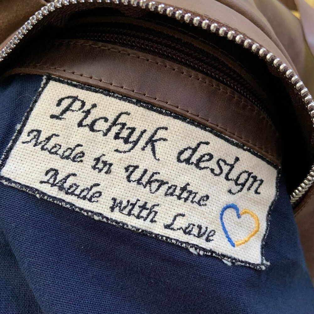 New⨠ARTISAN DistressedāLeather Tote Bag - Picture 9 of 12